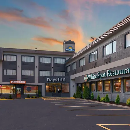 Days Inn By Wyndham Terrace-2