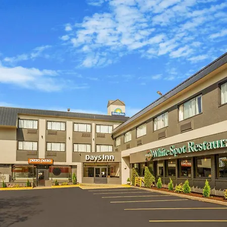 Days Inn By Wyndham Terrace-3